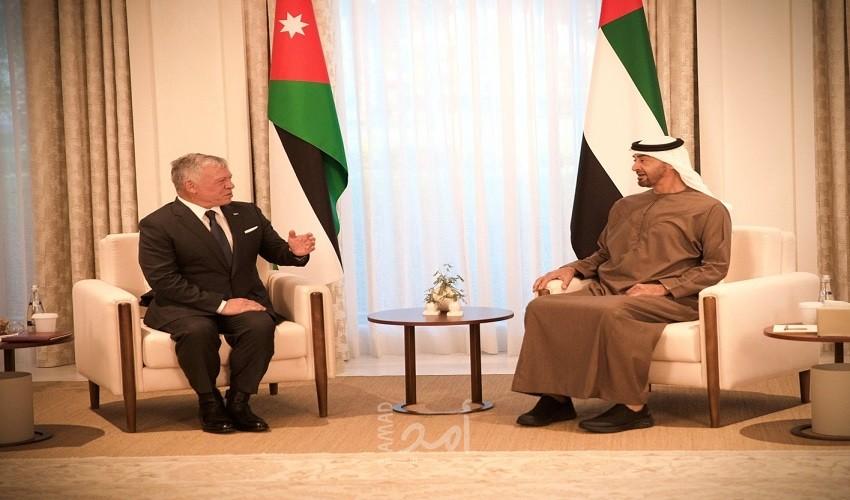 الملك عبدالله يؤكد أهمية العمل من أجل تحقيق السلام العادل والشامل على أساس حل الدولتين