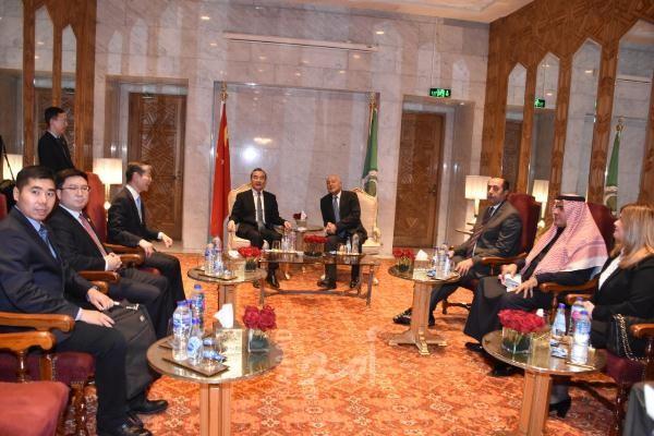 أبو الغيط  يناقش مع الصين الموضوعات ذات الاهتمام المشترك على الساحتين العربية والدولية