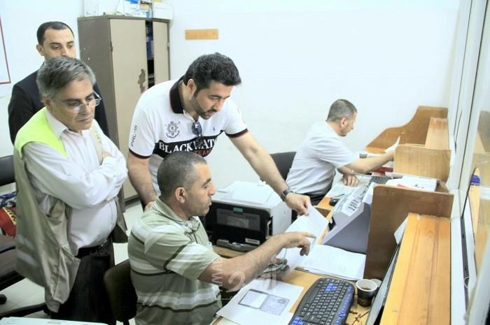 بعد صرف المنحة القطرية.. نائب السفير القطري "الحردان" يغادر غزة