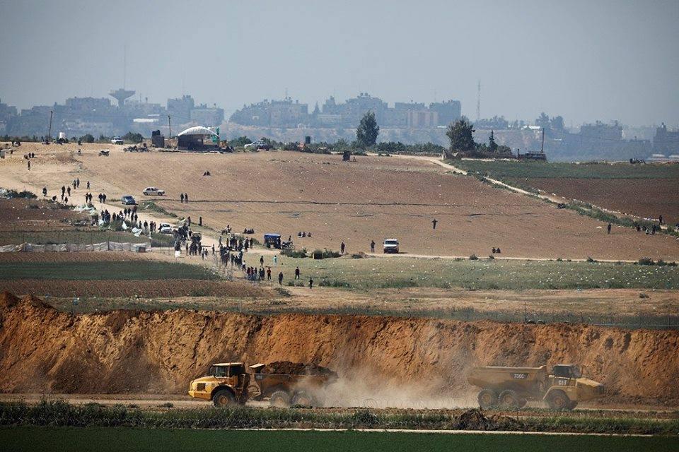إسرائيل تحظر الطيران المدني في محيط غزة