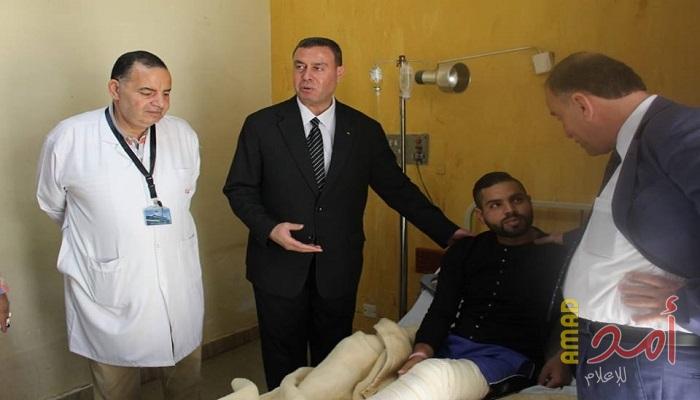 السفير دياب اللوح يزور الجرحى الجدد في مستشفى الهرم التخصصي