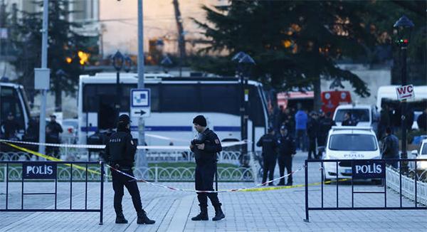 إسطنبول:  4 جرحى في إطلاق نار في منطقة بكركوي