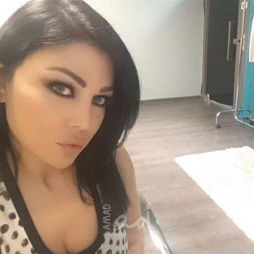 إعلامي يكشف تفاصيل مرض هيفا وهبي الخطير