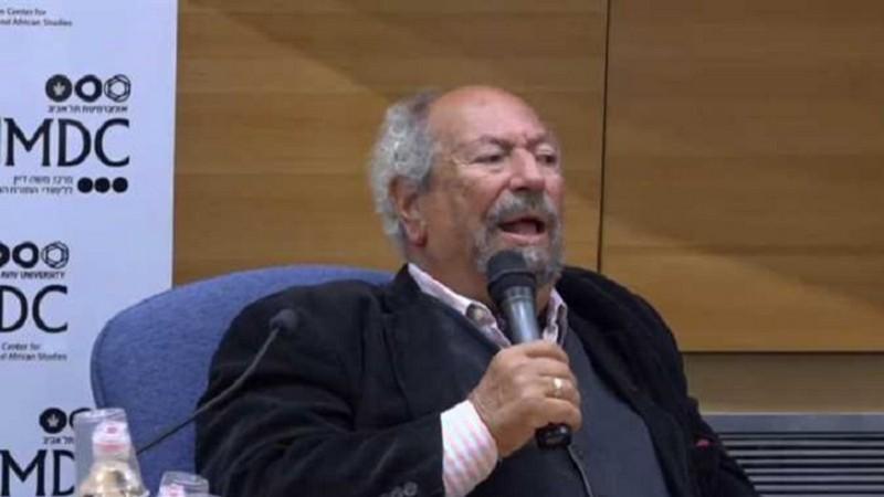 بالفيديو.. طلاب فلسطينيون يهاجمون أكاديميا مصريا في جامعة تل أبيب