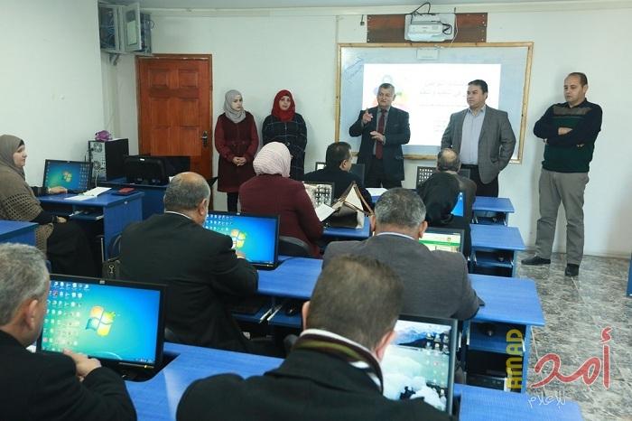 كلية العلوم في "القدس المفتوحة" تفتتح برنامجًا تدريبيًا حول دور الشبكات الاجتماعية في إدارة عملية التعليم