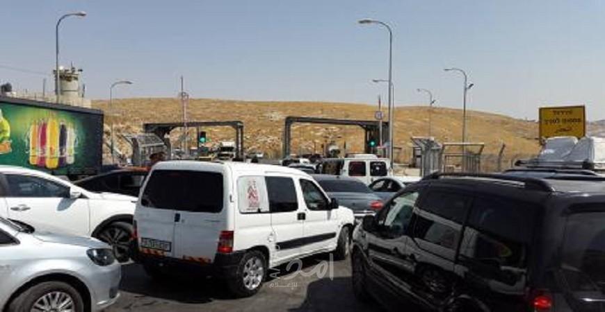بيت لحم: قوات الاحتلال تقتحم قرية وادي فوكين وتنصب حاجزا فيها