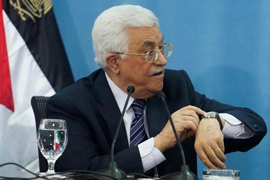 محدث - نقل الرئيس عباس إلى المستشفى بعد تدهور وضعه الصحي..والناطق الرسمي وضعه طبيعي