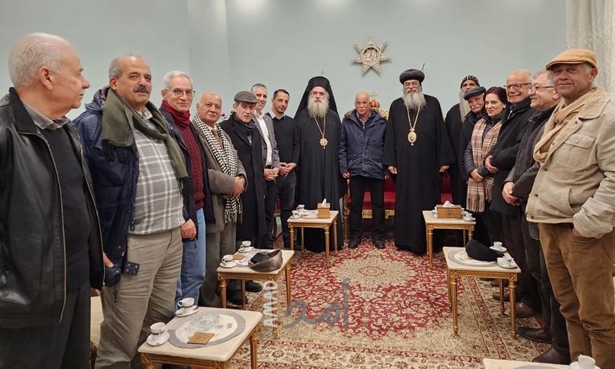 وفد من الشخصيات المقدسية  يزور بطريريكية الأقباط  للتهنئة بالأعياد المجيدة