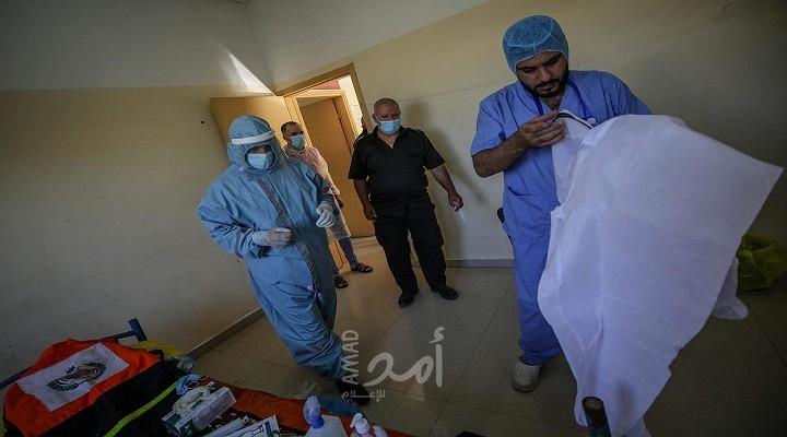 بالصور: الخدمات الطبية تنظم حملة توعوية تستهدف حواجز الشرطة والأمن الوطني شمال غزة