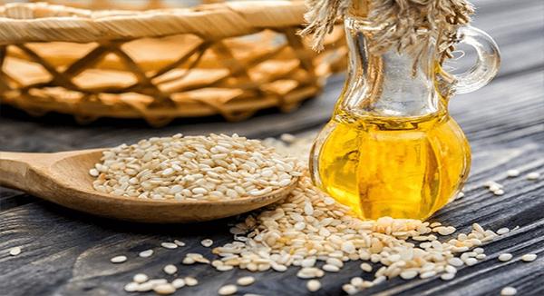 فوائد زيت السمسم منها الوقاية من السرطان