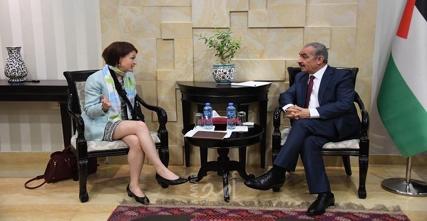 أشتية يطلع سفيرة فنلندا على آخر التطورات الفلسطينية