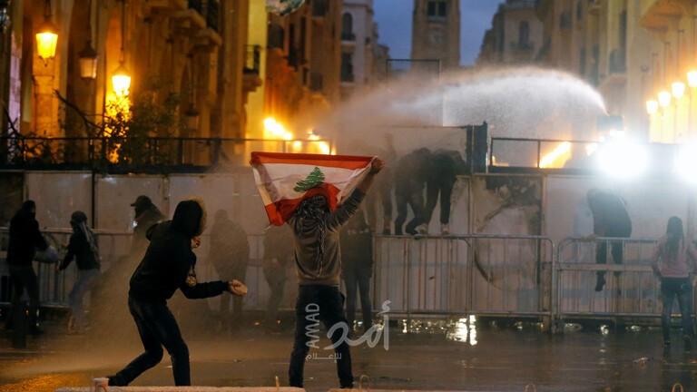 لبنان: اشتباكاتٌ "حاميةٌ" بين الأمن اللبناني والمتظاهرين في بيروت - فيديو