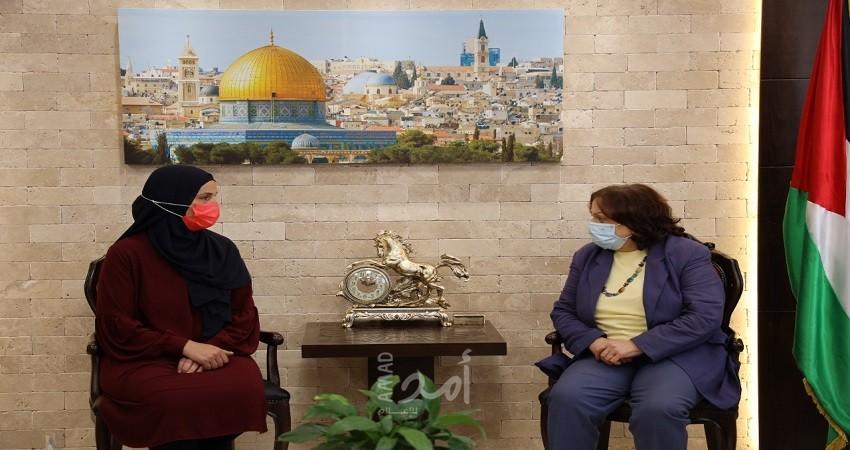  الكيلة: سنبذل كل الجهود لعلاج الأسيرة إسراء جعابيص وللإفراج عنها