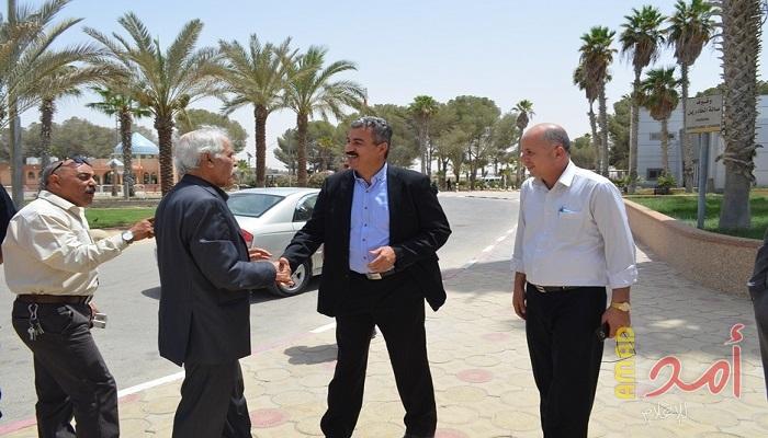 أبو النجا يزور معبر رفح البري ويشيد بجهود العاملين فيه