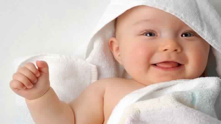 العلماء يكشفون عن "وصفة 3 خطوات" لوقف بكاء الرضيع!