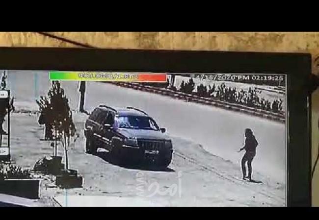 فيديو استهداف إسرائيل سيارة لـ "حزب الله" في سوريا وهروب من بها