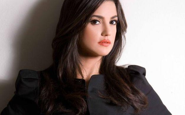 وفاة والد الفنانة درة