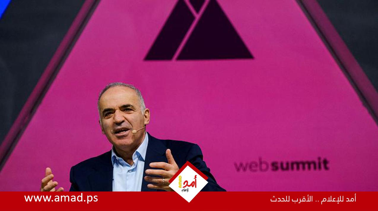 اليهودي كاسباروف يطالب بإعادة روسيا "إلى العصر الحجري" حتى اسقاط بوتين