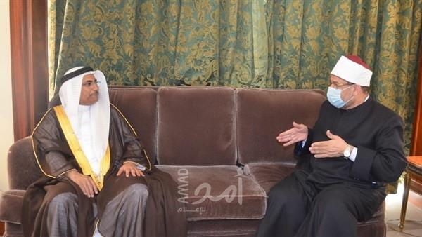 وزير الأوقاف المصري يثمن دور الملك البحريني في دعم قضايا الحق والعدل وإعلاء الوسطية