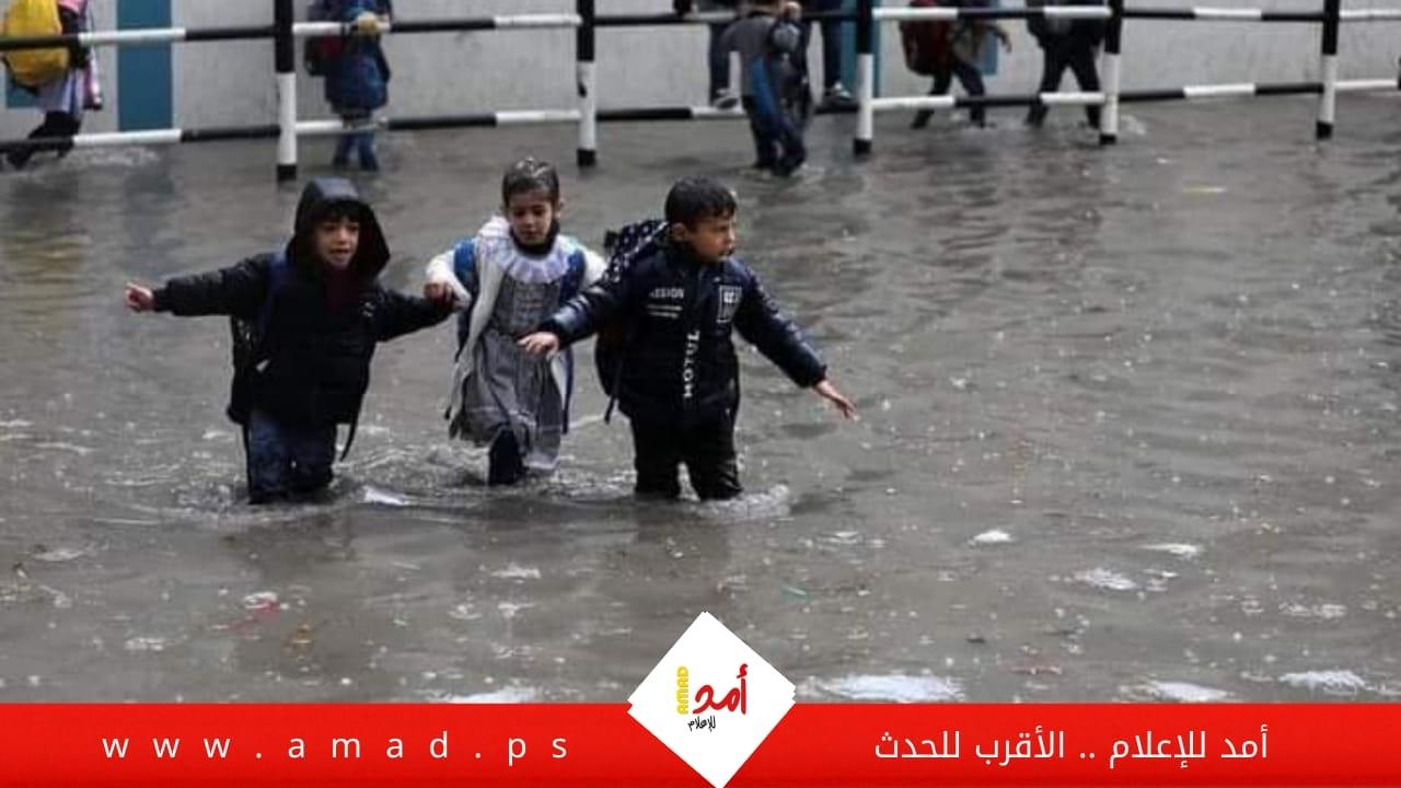 مياه الأمطار تغزو غزة وفيضانات تغمر شوارعها- صور وفيديو