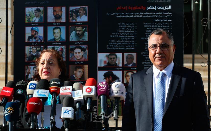 ملحم: إجراءات الحكومة لمواجهة "كورونا" كالدواء المر .. ومستحقات الموظفين قبل نهاية الشهر