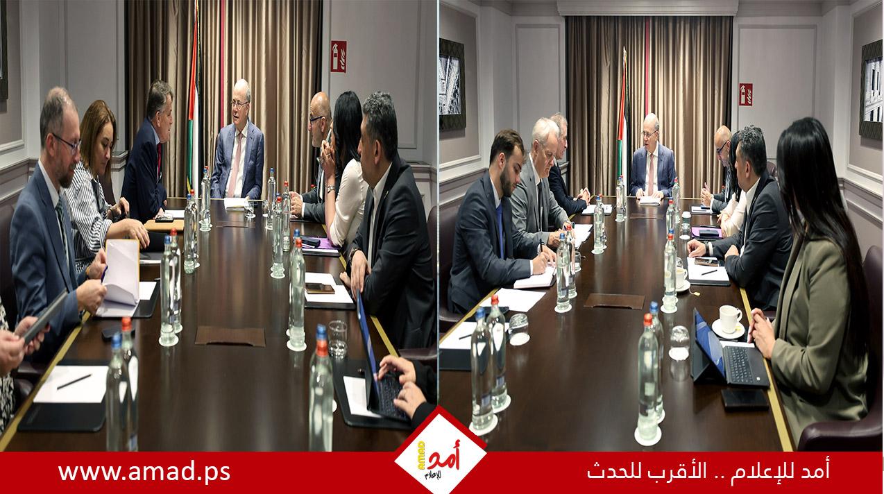 مصطفى يبحث المستجدات الميدانية مع الممثل الأوروبي لعملية السلام ومفوض الأونروا ويؤكد محورية دور الوكالة