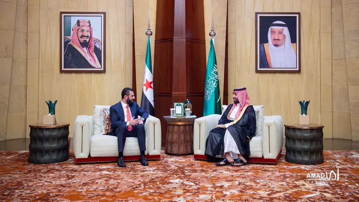 ولي العهد السعودي يلتقي بالرئيس السوري الشرع في الرياض