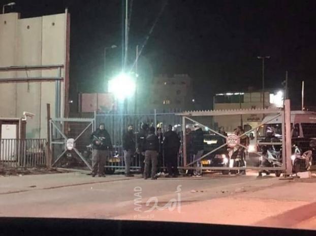 شهيد وإصابتان برصاص جيش الاحتلال قرب حاجز قلنديا
