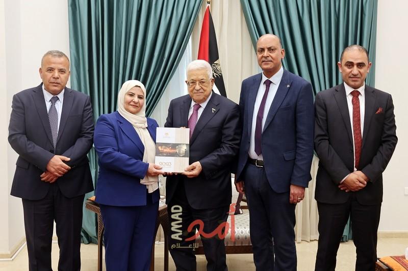 الرئيس عباس يُصدر قرارا بتعيين أمل فرج رئيسا لديوان الرقابة المالية