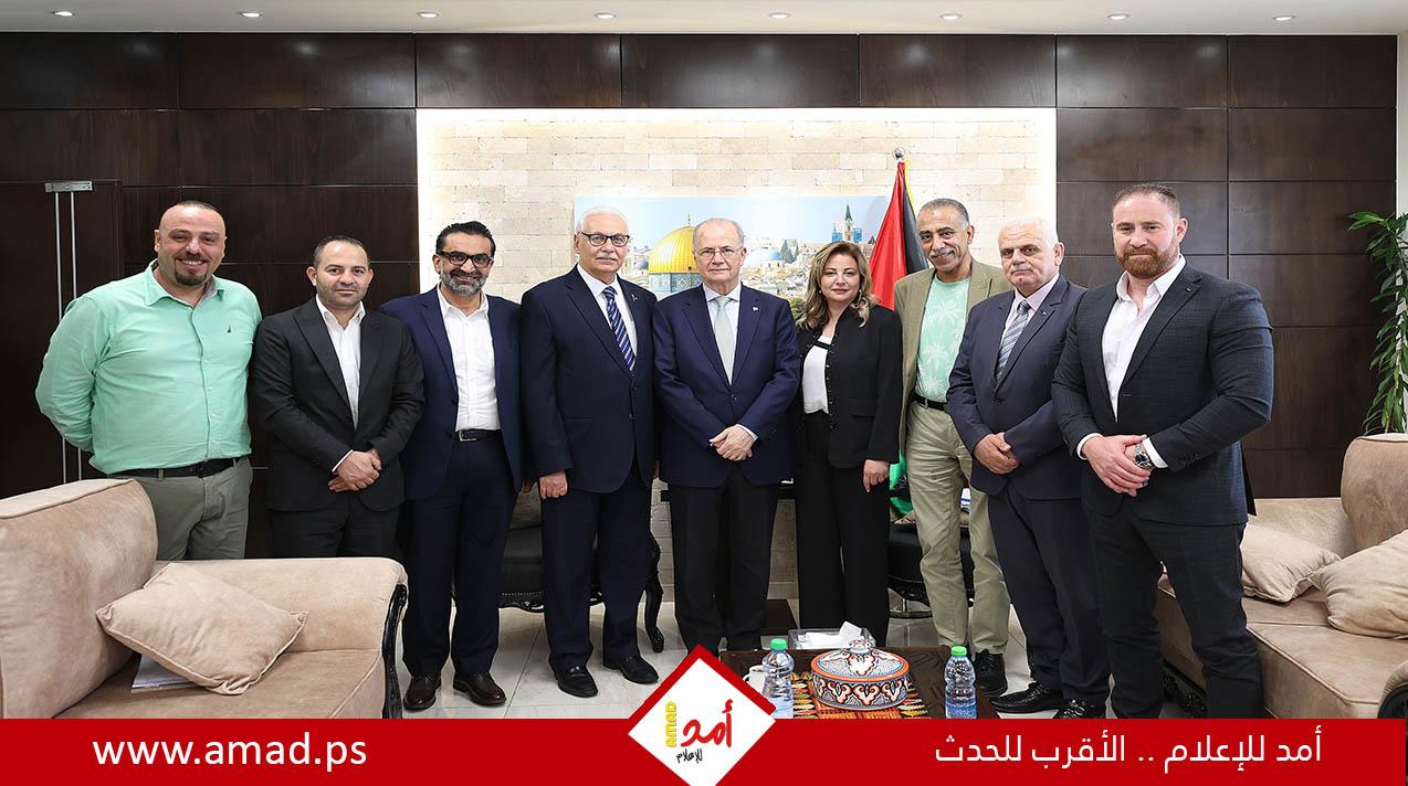 مصطفى يشيد بالطواقم الطبية والتزامها بتقديم خدماتها رغم الظروف الصعبة