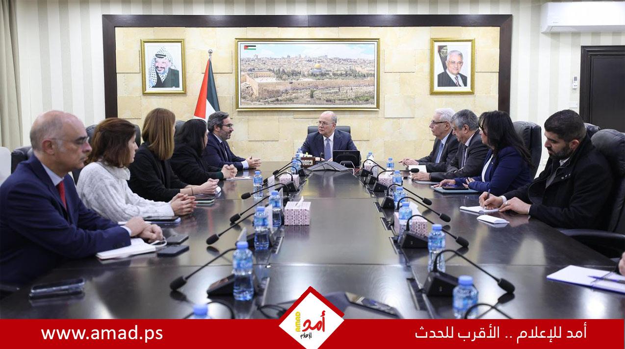 مصطفى يبحث مع وفد من مكتب الأمم المتحدة لخدمات المشاريع تعزيز الجهود الاغاثية والإنسانية