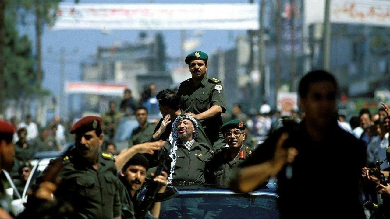 31 عاما على عودة ياسر عرفات إلى الوطن