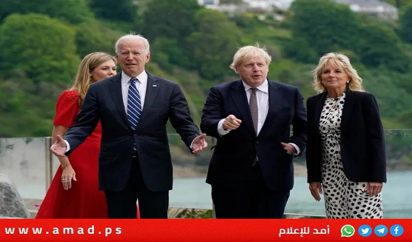جونسون يفضح حركات بايدن المراهقة: "عينه زاغت" على زوجتي الجميلة"