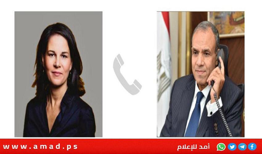 خلال اتصال مع بيربوك.. وزير الخارجية المصري يشدد على أهمية استمرار الدعم الألماني لـ "الأونروا"