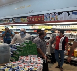 حكومة حماس توضح سلامة منتجات حليب "تنوفا" الإسرائيلية