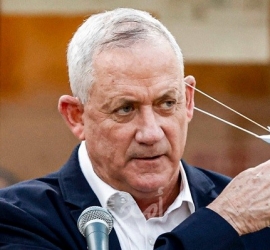 إصابة وزير الجيش الإسرائيلي بيني غانتس بفايروس "كورونا"