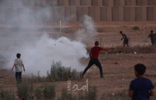 قوات الاحتلال تفجر "علماً" شرق خانيونس وتطلق قنابل الغاز تجاه المزارعين شمال بيت لاهيا