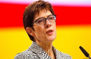 وزيرة الدفاع الألمانية في الحجر المنزلي بعد مخالطة مصاب بـ"كورونا"