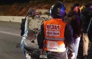إصابة شابين بإنقلاب سيارتهما في القدس