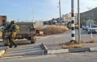 قوات الاحتلال تنصب حاجزًا عسكريًا على مدخل رمانة غرب جنين