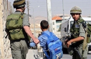 شرطة الاحتلال تعتقل (3) أطفال من المسجد الأقصى.. وعلم فلسطين سبباً!
