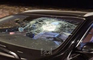 إصابات باعتداءات للمستوطنين الإرهابيين  على المركبات جنوب نابلس