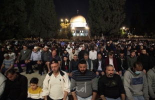 (25) ألف مصلّ يردون صلاة "التراويح" في المسجد الأقصى