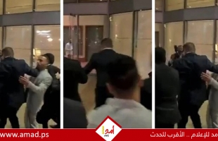 رد فعل عنيف لـ عمرو دياب مع معجب - شاهد