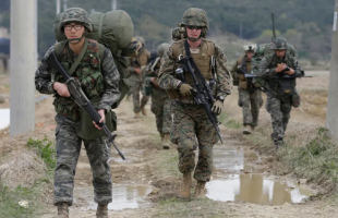 بدء مناورات بين أمريكا وكوريا الجنوبية تحاكي "سيناريو حرب شاملة"