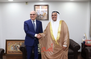 العسومي يستقبل وزير خارجية تونس في القاهرة لبحث علاقات التعاون