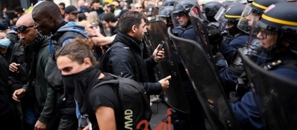 فرنسا تعلن التعبئة العامة استعدادا لاحتجاجات "الثلاثاء"