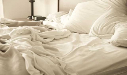 ابتكار ملاءات سرير تبرد الجسم خلال النوم