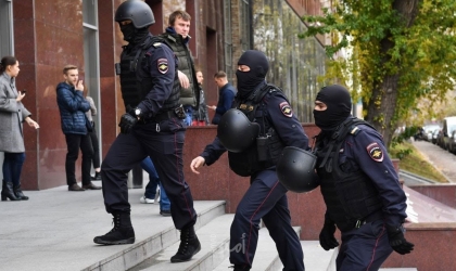 الأمن الروسي يعتقل مشتباً يمول "داعش"- فيديو