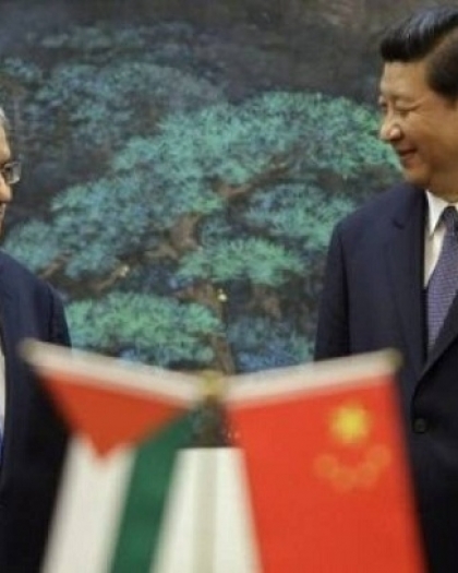الرئيس عباس يهنئ نظيره الصيني لانتخابه بالإجماع لولاية ثالثة